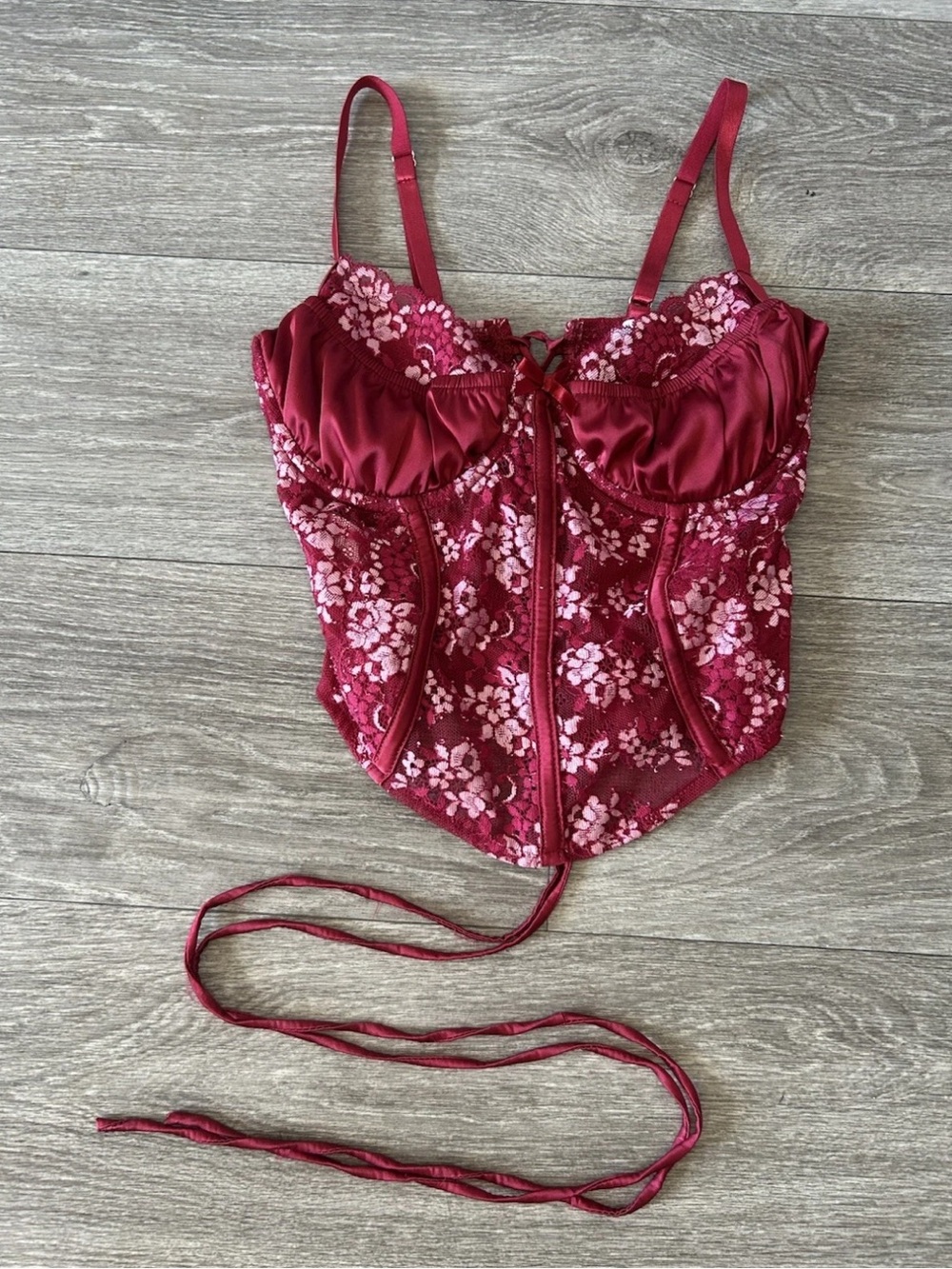 Outcast Red Pink Floral Lace Corset Top S Satin Bustier Coquette Lace Up Y2K